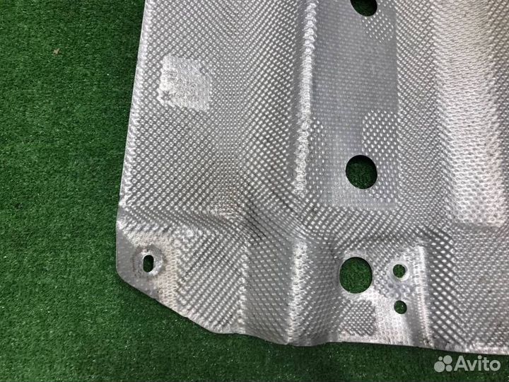 Тепловой экран Audi A6 C6 AUK 2008