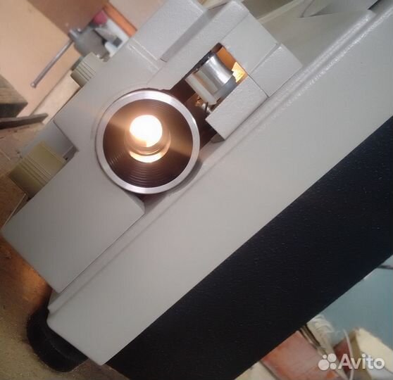 Кинопроектор Волна