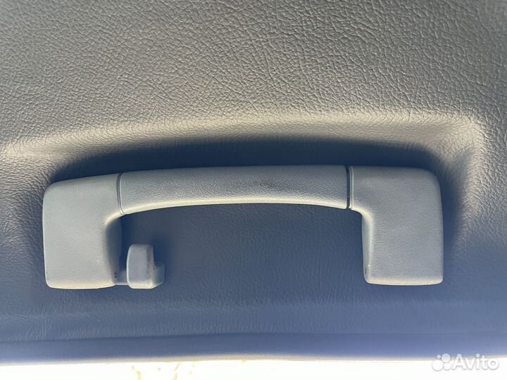 Ручка потолочная комплект Opel Omega A 2.0