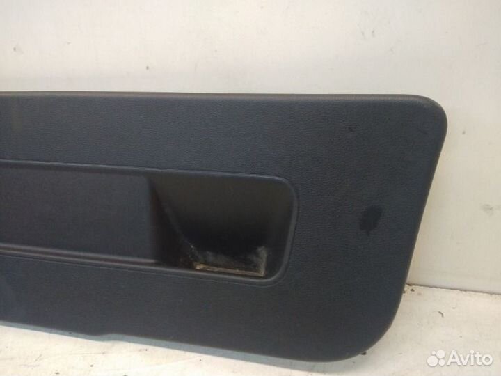 Обшивка крышки багажника задняя Volkswagen Polo 5