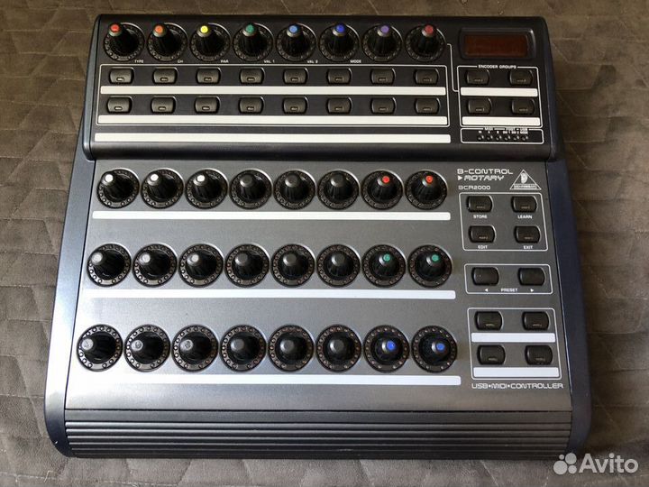 Консоль для редактирования фото на базе BCR2000