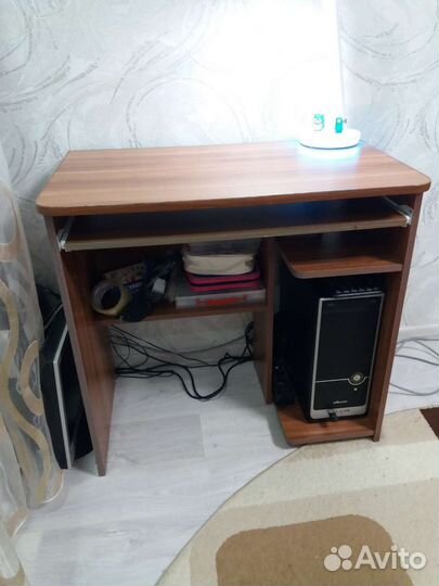 Компьютерный столик бу