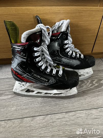 Хоккейные коньки bauer