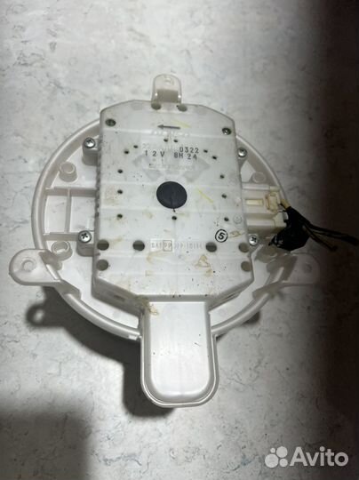 Моторчик печки lexus is 250