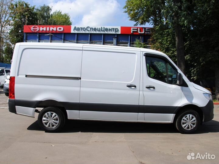 Mercedes-Benz Sprinter цельнометаллический, 2018