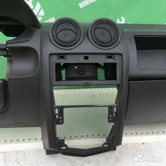 Торпедо Рено Логан