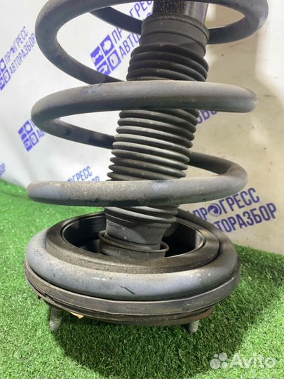 Амортизатор подвески передний левый Hyundai Santa