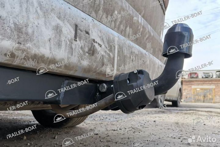 Фаркоп Toyota Touring Hiace 2WD/4WD 1999-2002, рама и крюк-шар 50 мм, 44173