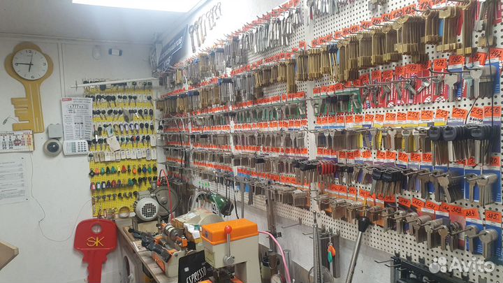 Изготовление ключей И домофонов заточка