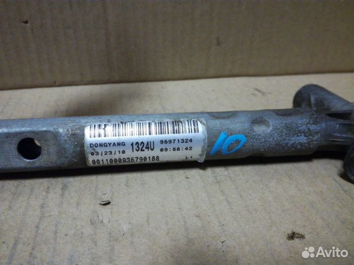 Трапеция стеклоочистителей Chevrolet Cruze 1.6