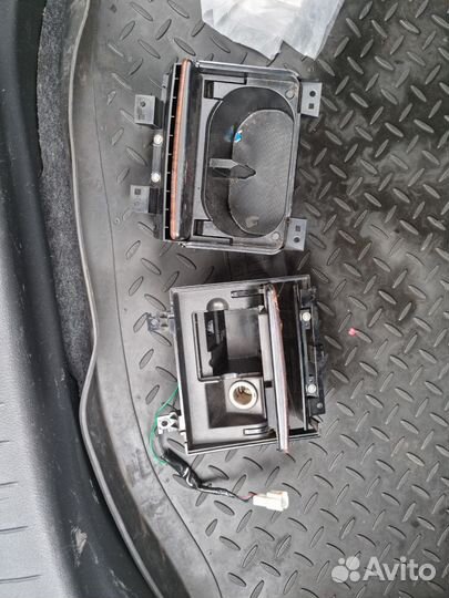 Подстаканники консоли с прикуривателем