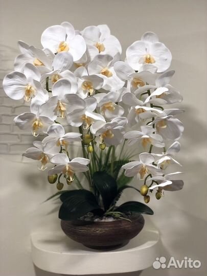 Орхидея ручной работы