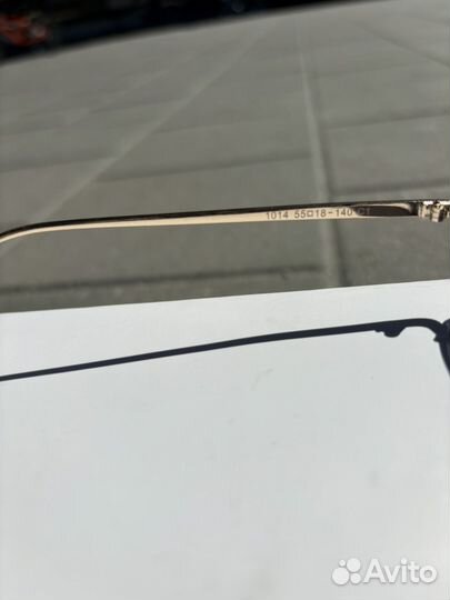 Солнцезащитные очки fendi