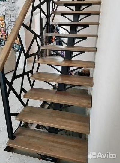 Изготовление лестниц на металлокаркасе