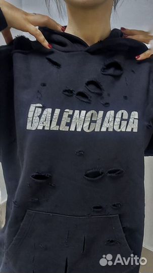 Balenciaga, guess