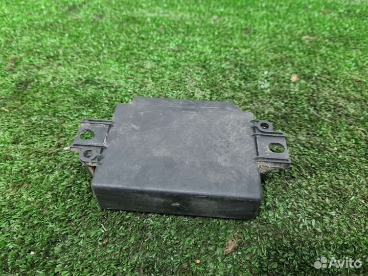 Блок управления парктроником Skoda Superb 1