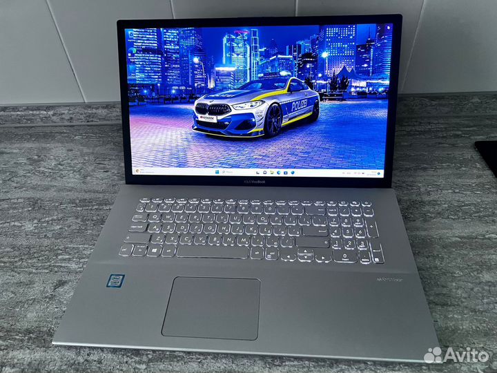 Asus 17ка i3-8145U/Full HD/16 Gb/SSD128/HDD1000 Gb