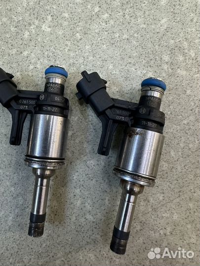 Bosch 0261500073 Топливная форсунка