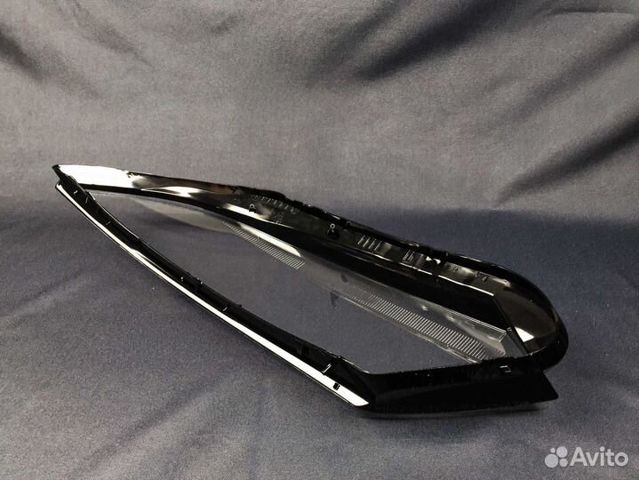 Стекло фары VW Tiguan I 2011-2019 R