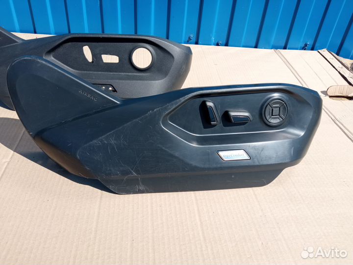 Облицовка каркаса сиденья VW Touareg