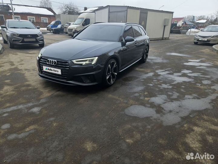 Audi A4 2.0 AMT, 2018, 205 000 км