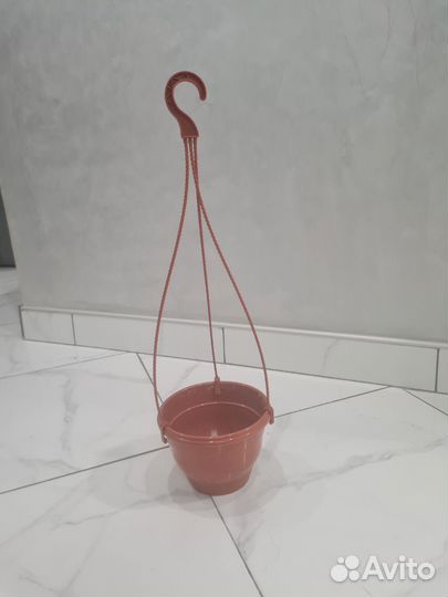 Цветочный горшок подвесной на крючке