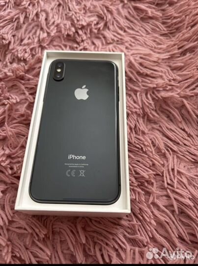 iPhone X, 64 ГБ