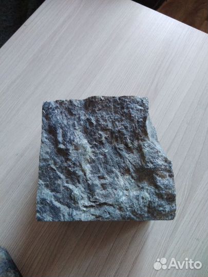 Нефрит камень