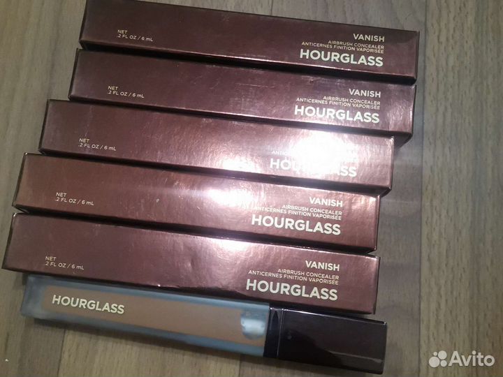 Консилер Hourglass