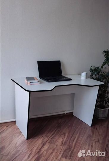 Компьютерный стол от Производителя