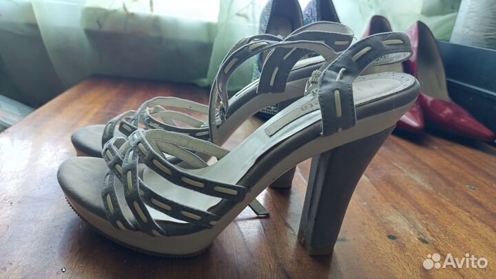 Туфли женские 36- 37 размер