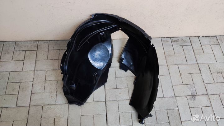 Renault Duster Локер передний правый