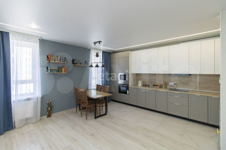 2-к. квартира, 68 м², 13/16 эт.