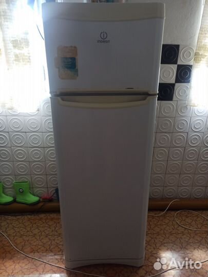 Продам холодильник бу