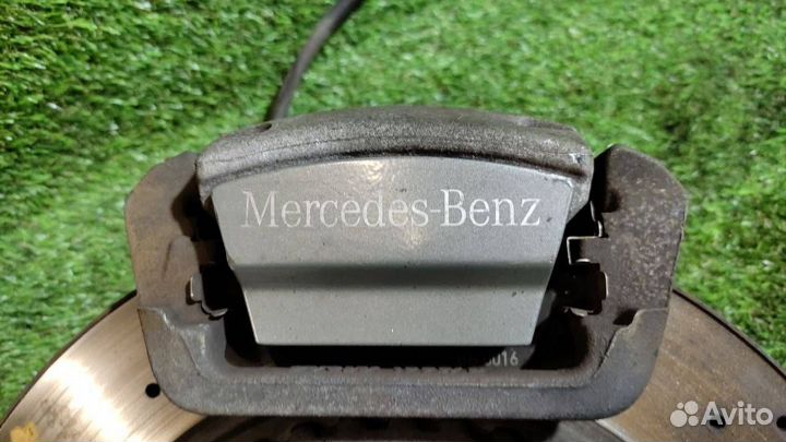 Суппорт тормозной задний правый Mercedes-Benz