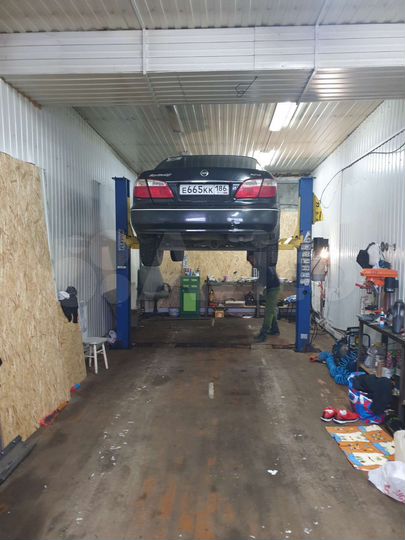 Гараж, > 30 м²