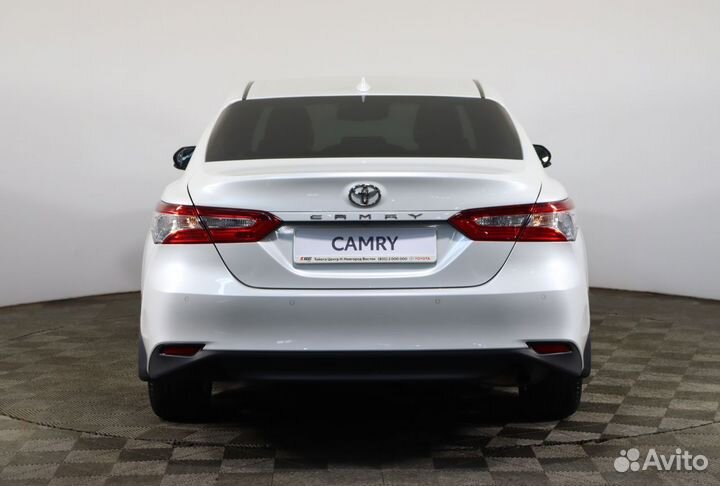 Toyota Camry, 2021