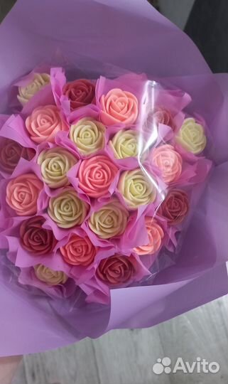 Вкусные подарки из шоколада, клубники