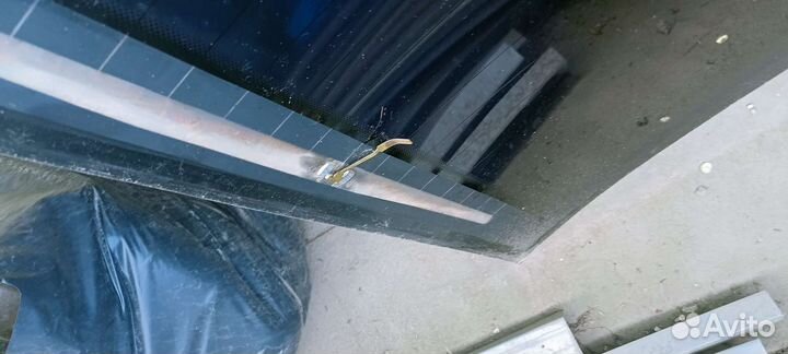 Стекло крышки багажника ваз2112