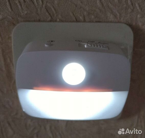 Ночник с датчиком движения