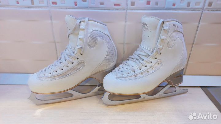 Коньки фигурные Edea Ice fly 235 C