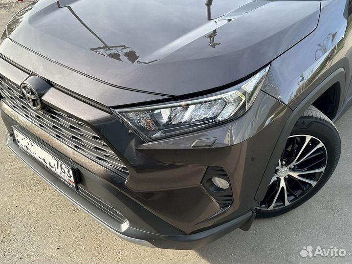Toyota RAV4 2.5 AT, 2021, 70 000 км