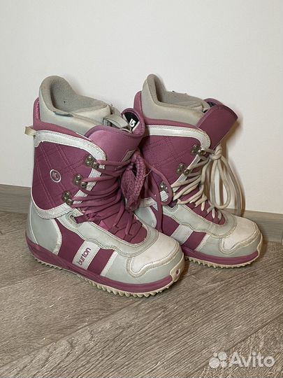 Сноубордические ботинки 38