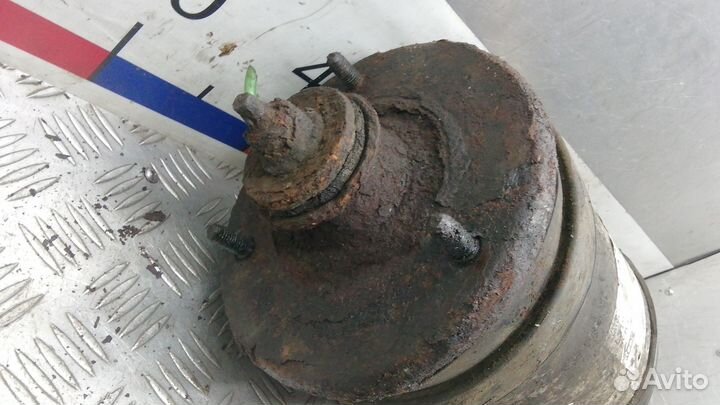 Стойка амортизатора заднего левого Land Rover Discovery IV