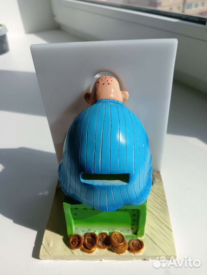 Копилка-фигурка