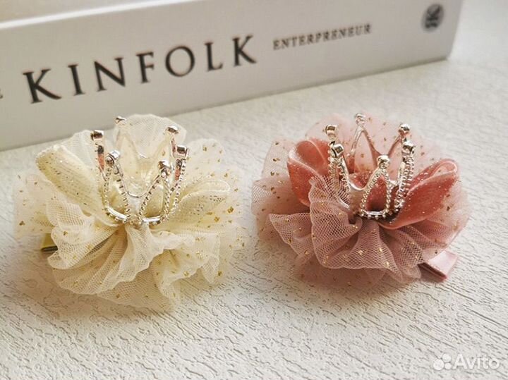 Заколочки нарядные с короной 4 цвета