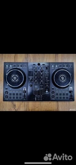 Dj контролер Pioneer DDJ-400