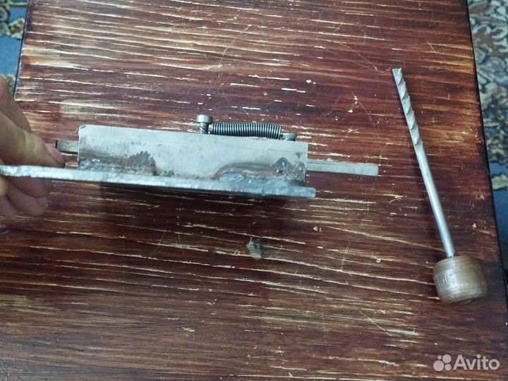 Замок гаражный внутренний