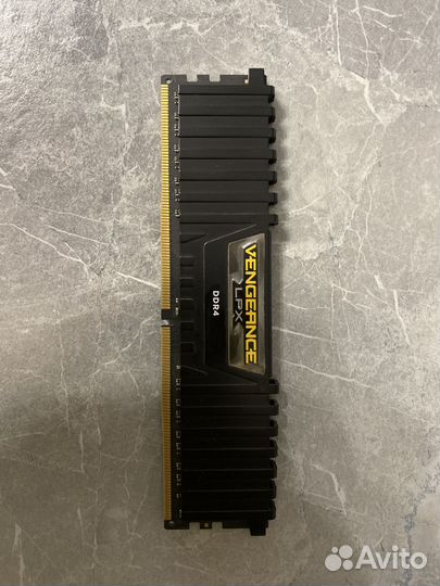 Комплект Ryzen 7 3700x плюс материнка плюс память