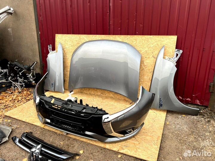 Передняя часть рестайлинг 3 Mитсубиси Aутлендеp 3